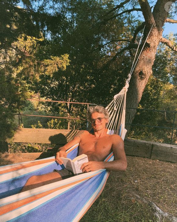 Quant à Norman, après des débuts dans le journalisme, il est aujourd'hui comédien.

Norman, le fils de Valérie Damidot, en vacances en Espagne en 2024.