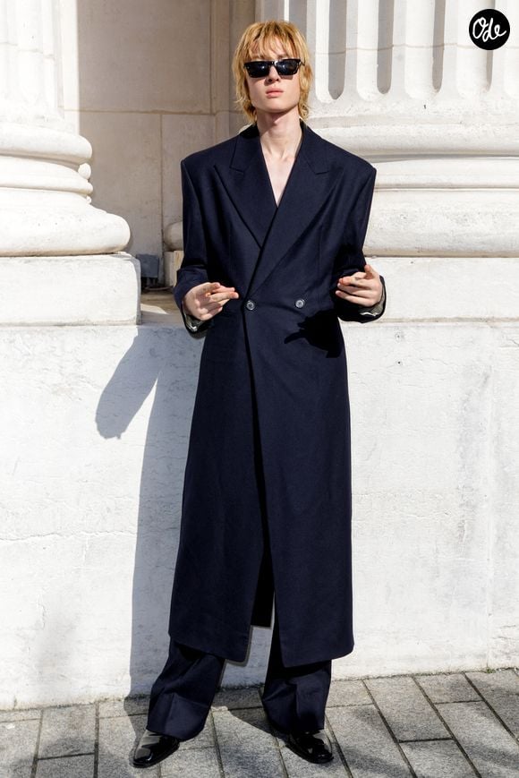 Martin Edwards aux arrivées du deuxième défilé de mode Saint Laurent Prêt à Porter Collection Homme Printemps/Été 2027 lors de la Fashion Week de Paris à la Bourse de Commerce - Pinault Collection, à Paris, France, le 23 juion 2026. © Olivier Borde/Bestimage