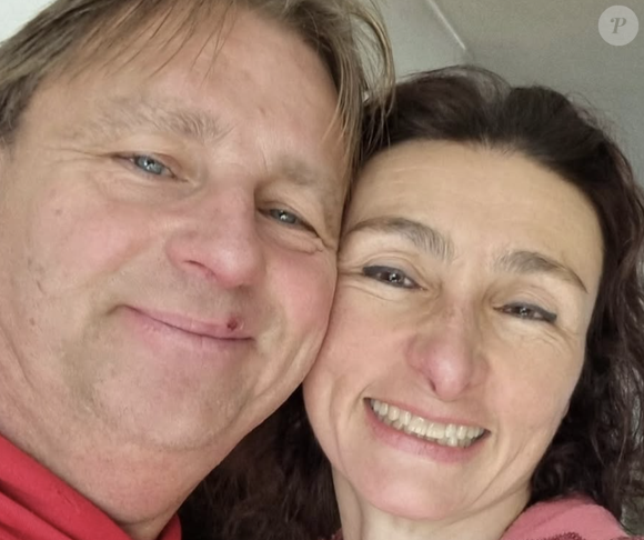 De plus, Géraldine remercie "L'amour est dans le pré", sans qui cette rencontre amoureuse n'aurait pas été possible.

Capture Instagram de Géraldine de "L'amour est dans le pré".