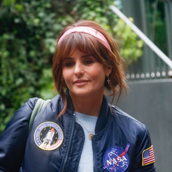 Faustine Bollaert - Arrivées à l'enregistrement de l'émission "Vivement dimanche" présentée par M. Drucker et qui sera diffusée le 12 mai 2024 au Studio Gabriel à Paris, France, le 30 avril 2024. © Christophe Clovis/Bestimage