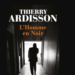 Thierry Ardisson avait publié un ultime livre, "L'Homme en noir", sorti le 7 mai 2025 chez Plon.