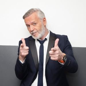 Exclusif - Jean-Michel Maire, en backstage de l’émission « TPMP » La dernière sur C8,  présentée par C.Hanouna et diffusée en direct sur C8, Paris, France, le 27 fevrier 2025. © Jack Tribeca / Bestimage