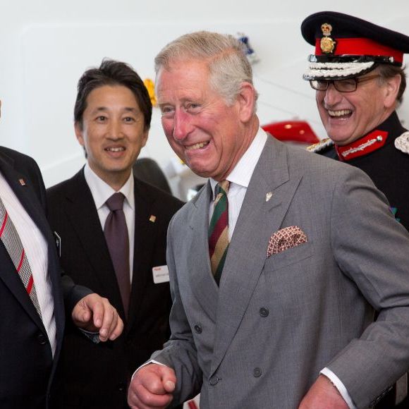 Le prince Charles visite l'entreprise Yamazaki Mazak a Worcester. Le 6 juin 2013  06 June 2013. Prince Charles, Prince of Wales, visits Yamazaki Mazak in Worcester, one of the world's leading manufacturers of computer numerical controlled (CNC) metal-cutting and laser processing machine tools also known as 'mother machines'.06/06/2013 - Worcester