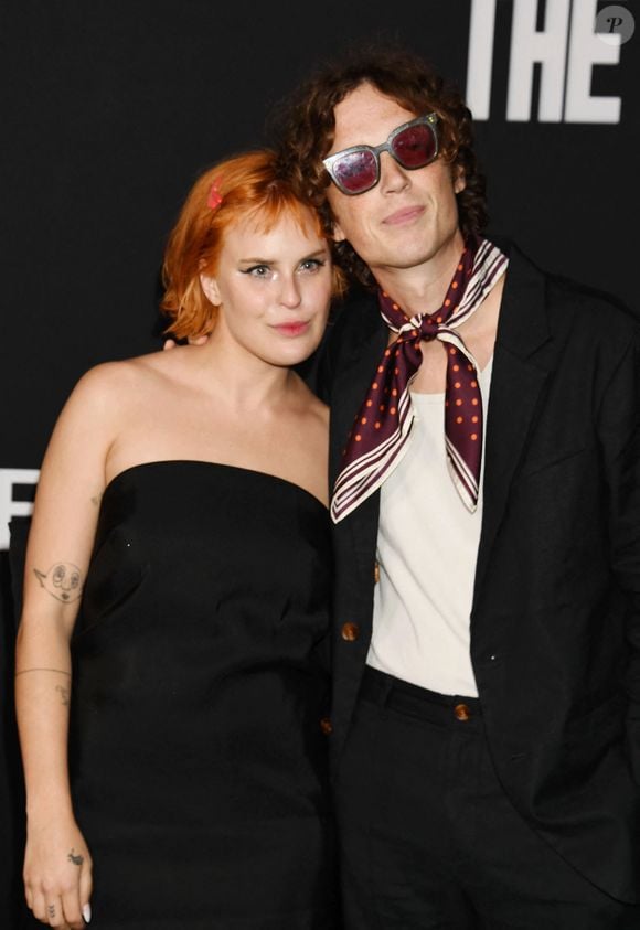 Une superbe nouvelle

(Tallulah Willis et Justin Acee assistent à la première de Los Angeles de « The Substance » à la Directors Guild Of America le 16 septembre 2024 à Los Angeles, Californie.