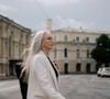 Des études démontrent une recherche profonde d'authenticité chez les femmes qui renoncent aux teintures.