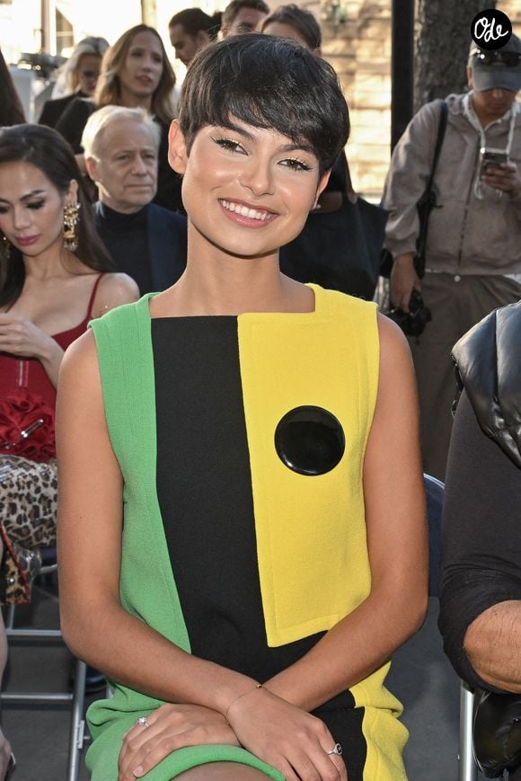 Eve Gilles assiste au défilé Pierre Cardin lors de la Fashion Week de Paris, à Paris, en France, le 7 octobre 2025. Photo : Julien Reynaud/APS-Medias/ABACAPRESS.COM