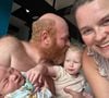 L'ancienne candidate de "L'amour est dans le pré" a expliqué s'être éloignée pour la toute première fois de son mari Jérôme avec leurs enfants.
Lucile et Jérôme ont dévoilé une photo de leur fils.
