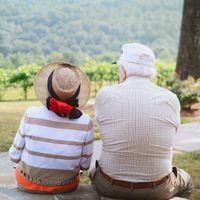 La psychologie l’assure : après 70 ans, se débarrasser de ses affaires traduit un changement profond
