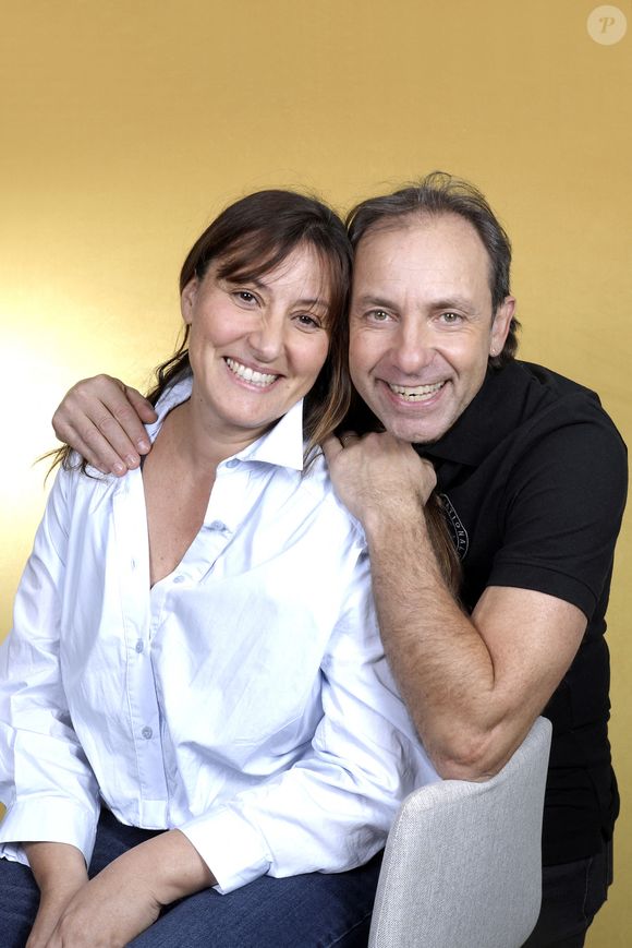 "On l'a aimé pour son franc-parler, mais ensuite on lui a dit que les règles du jeu avaient changé"

Exclusif - Portrait de Philippe Candeloro avec sa femme Olivia lors de l'enregistrement de l'émission "Chez Jordan de Luxe" à Paris. Le 6 novembre 2024
© Cédric Perrin / Bestimage