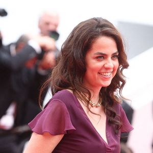 Anouchka Delon arrive à la cérémonie d'ouverture et à l'avant-première de Partir un jour lors de la 78e édition du Festival de Cannes, le 13 mai 2025. Jerome Domine/ABACAPRESS.COM