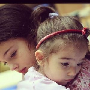 Léonie et Deva Cassel. Capture Instagram Monica Bellucci
