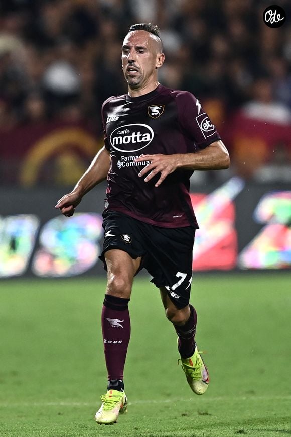 Cette passion pour la mode fait écho au parcours de sa fille Hiziya, devenue styliste et directrice artistique.

Franck Ribery lors du match de Football du Calcio Serie A (Italie), Salernitana - AS Rome (0-1) à Salernitana, Italie le 14 août 2022.

© Image Sport / Panoramic / Bestimage