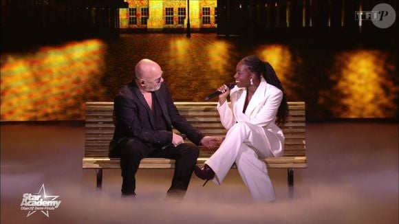 Sarah est revenue sur son duo avec Pascal Obispo lors du dernier prime. Capture d'écran TF1