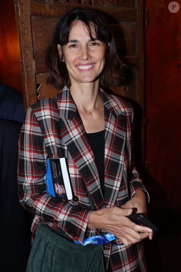Églantine Éméyé assiste au lancement du livre de Raphael Enthoven 'L'esprit Artificiel' organisé par Five Eyes Production au Buddha Bar à Paris, France, le 23 janvier 2024. Photo Jerome Dominé/Abaca