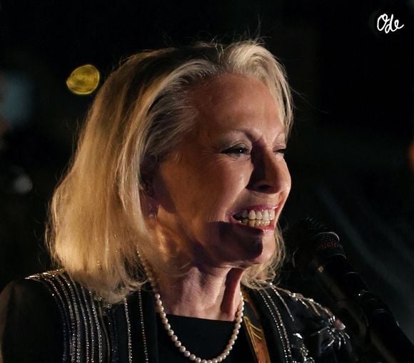 Exclusif - Veronique Sanson en Show Case lors de la soirée anniversaire des 25 ans de la Terrasse de Albane pendant le 79ème Festival International du Film de Cannes, France, le 15 mai 2026. © Denis Guignebourg/Bestimage