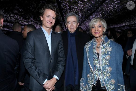 En charge du pôle montre chez Louis Vuitton, il a déjà fait les preuves de son talent...

Jean Arnault avec ses parents Bernard Arnault et Hélène Arnault - Défilé de Mode Christian Dior - Front Row, Collection Haute Couture Printemps/Été 2026, dans le cadre de la Fashion Week de Paris, France, le 26 Janvier 2026.

© Bertrand Rindoff / Bestimage