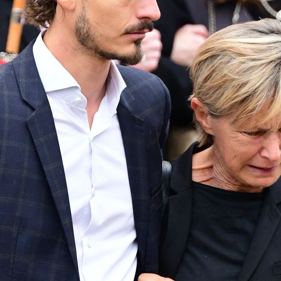 Agnès Pivot (fille du défunt) - Obsèques du journaliste et homme de lettres Bernard Pivot en l'église du christ à Quincié-en-Beaujolais, France, le 14 mai 2024.