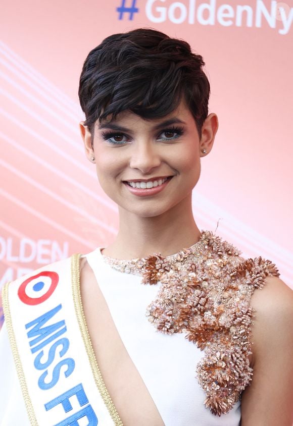 Eve Gilles (Miss France 2024) - Photocall et cérémonie de clôture de la 63ème édition du Festival de Télévision de Monte-Carlo (63rd Golden Nymph) au Grimaldi Forum à Monaco
 le 18 juin 2024.

© Denis Guignebourg / Bestimage