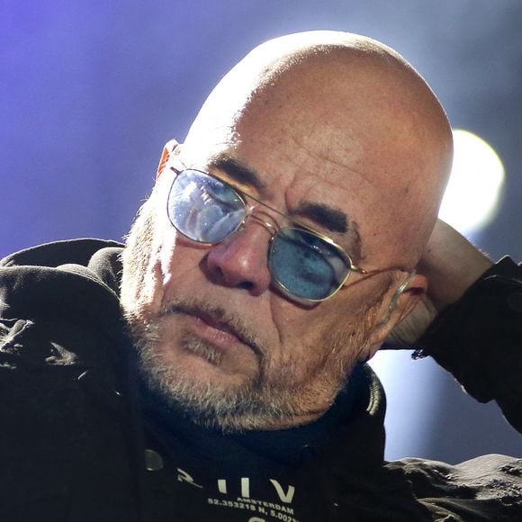 Pascal Obispo pousse un coup de gueule contre une productrice de musique !

Exclusif - Pascal Obispo donne un concert sur la plage du Mimbeau sur la presqu'île du Cap-Ferret au profit de la 36ème édition du Téléthon.

Photo : Patrick Bernard / Bestimage