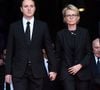 C'est à cette même période qu'il décide de rejoindre le mouvement En Marche et Emmanuel Macron, alors en campagne Elyséenne
Claude Chirac, la fille de l'ancien président français Jacques Chirac, avec son fils Martin Rey-Chirac et son mari Frédéric Salat-Baroux quittant l'église Saint-Sulpice à Paris le 30 septembre 2019 après un service religieux pour l'ancien président français Jacques Chirac. Photo par Clement Prioli/ABACAPRESS.COM