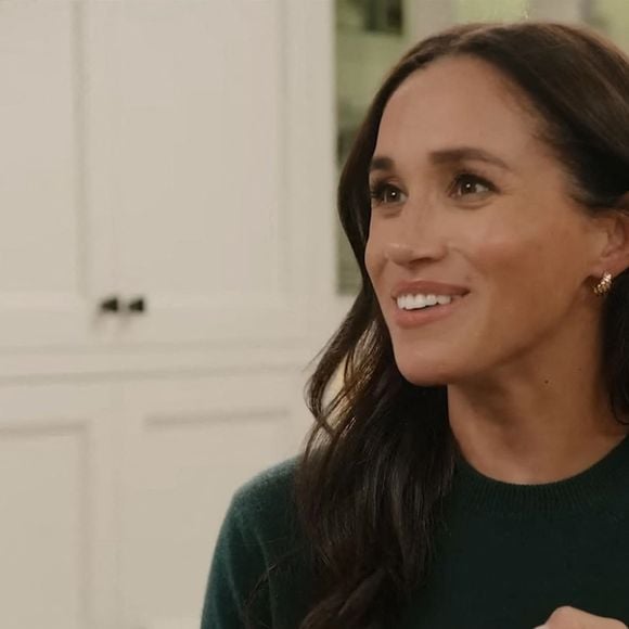 Les internautes remarquent que la petite fille a bien grandi.

Meghan Markle donne officiellement le coup d'envoi des vacances. Netflix a dévoilé la première bande-annonce de With Love, Meghan : Holiday Celebration, l'émission spéciale de la duchesse de Sussex qui sera diffusée sur le géant du streaming. Netflix / Backgrid UK / Bestimage