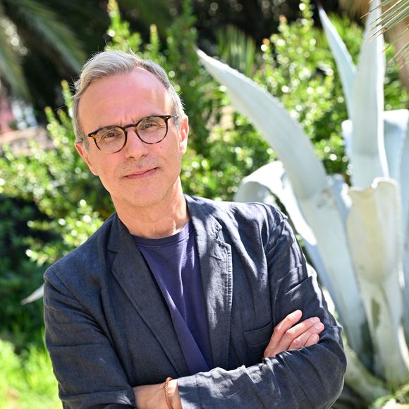 Philippe Besson durant la 28ème édition du Festival du Livre de Nice au Jardin Albert 1er, le 1 juin 2024.
Cette année, le président d'honneur est l'auteur algérien d'expression française, principalement romancier mais aussi essayiste, Boualem Sansal. La 28ème édition du Festival du Livre de Nice s'est déroulée du 31mai au 2 juin. Plus de 200 auteurs étaient présents pour ce rendez-vous européen et méditerranéen du livre. Le thème de cette édition fut le Courage. © Bruno Bebert / Bestimage