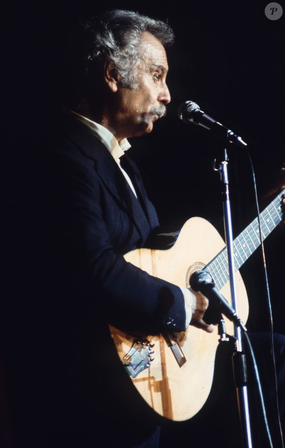 Georges Brassens 1977 - Archive Portrait. JLPPA / Bestimage