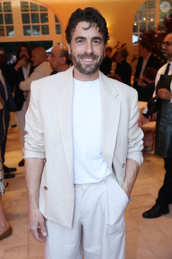 Agustín Galiana assiste au cocktail Lenôtre d'Adriana Karembeu organisé au Pré Catelan à Paris le 29 avril 2025 à Paris, France.  Photo par Jérôme Domine/ABACAPRESS.COM.