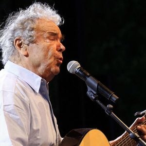 Pierre Perret en concert lors du 25e festival Bastid'Art de Miramont-de-Guyenne (47), le 4 août 2019  - Photo : Simonet/ANDBZ/ABACAPRESS.COM