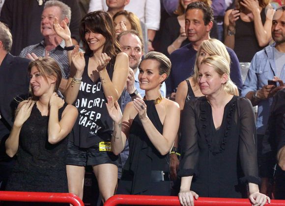 Exclusif - Amanda Sthers, Hortense D'Esteve, Laeticia Hallyday, Luana Belmondo - People au concert de Johnny Hallyday au POPB de Bercy a Paris - Jour 2. Le 15 juin 2013 Borde-Corlouer-Jacovides-Moreau / Bestimage
