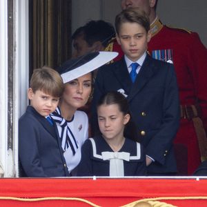 Louis, Charlotte et George avec leur mère Kate Middleton lors du Trooping the Colour à Buckingham Palace le 15 juin 2024