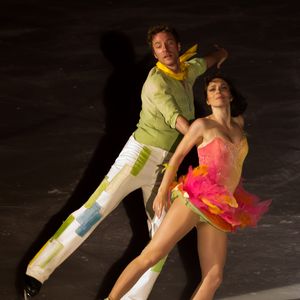 Nathalie Péchalat et Fabien Bourzat en spectacle avec l'équipe de France de patinage à Boulogne-Billancourt le 26 avril 2014.

© Bestimage