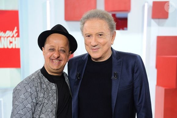 Exclusif - Booder et Michel Drucker - Enregistrement de l'émission Vivement dimanche au studio Rive gauche , presentée par Michel Drucker . Diffusion sur France 3 le 30 novembre 2025. © Guillaume Gaffiot / Bestimage
