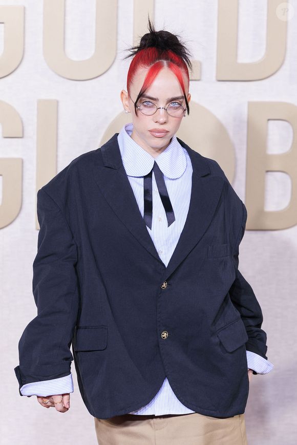 “Honnêtement, c’est la première fois que je suis autant passionnée par quelqu’un depuis très longtemps”, ajoute-t-elle

Billie Eilish -Photocall de la 81ème cérémonie des Golden Globes au Beverly Hilton à Los Angeles le 7 janvier 2024. © PI via ZUMA Press Wire / Bestimage