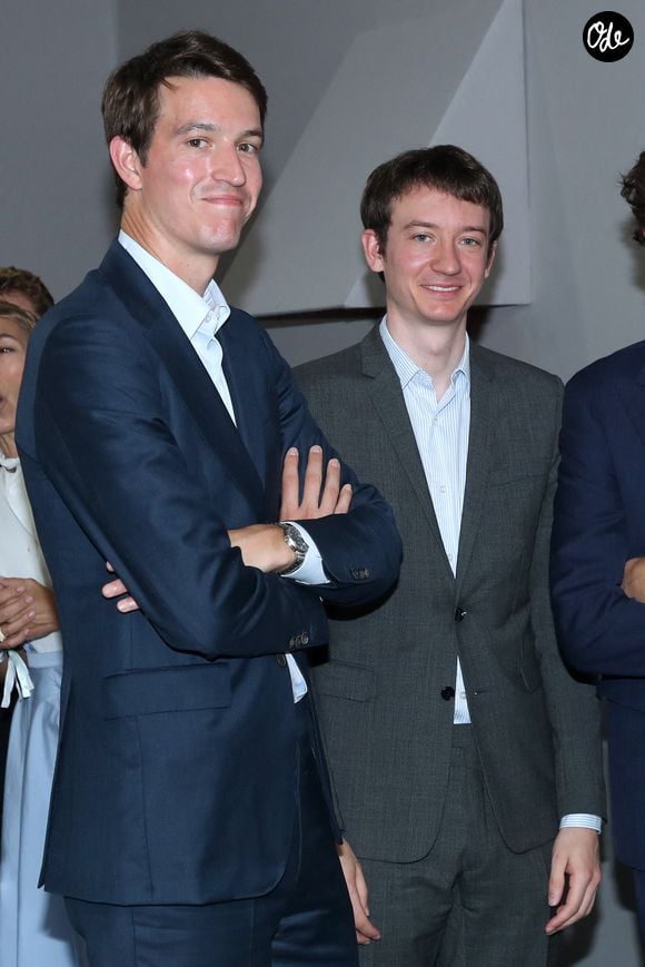 Alexandre Arnault et Frédéric Arnault backstage à la suite du Défilé de Mode Christian Dior, Collection Haute Couture Automne-Hiver 2026/2027, dans le cadre de la Fashion Week de Paris, France, le 06 Juillet 2026. 

© Bertrand Rindoff / Bestimage