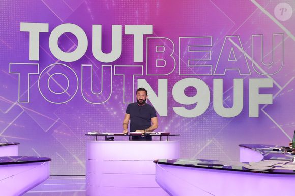 Certains anciens chroniqueurs de "TPMP" ont suivi Cyril Hanouna dans cette nouvelle aventure

Exclusif - Cyril Hanouna, sur le plateau de l'émission TBT9 (Tout beau tout n9uf) présentée par C.Hanouna, et diffusée en direct sur W9, Paris, France, le 19 novembre 2025. © Jack Tribeca / Bestimage