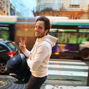 Vianney avec son fils Edgar le jour de Noël. Capture Instagram