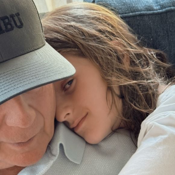 Bruce Willis immortalisé avec l'une de ses plus jeunes filles.

Photo : Capture d'écran Instagram