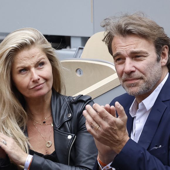 Patrick Puydebat et sa femme Magali - People dans les tribunes lors des Internationaux de France de Tennis de Roland Garros 2022 à Paris le 29 mai 2022. © Cyril Moreau/Bestimage