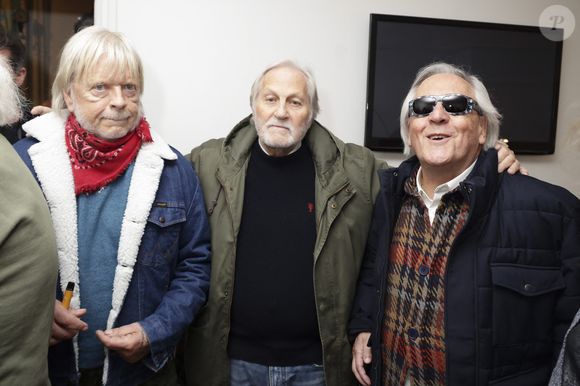 Exclusif - Renaud, Jean-Jacques Debout, Gilbert Montagné en backstage du concert de Hugues Aufray au Le Dôme de Paris - Palais des Sports le 9 novembre 2025.

© Jack Tribeca / Bestimage