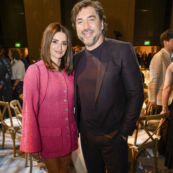 Depuis 2007, les parents de Léo et Luna filent le parfait amour ! A rappeler qu'ils s'étaient rencontrés une première fois sur le tournage "Jambon Jambon", seize ans plus tôt...

Penélope Cruz et son mari Javier Bardem au dîner des nominés de la 94ème édition des Oscar à Los Angeles, le 7 mars 2022. (AMPAS via Grosby / Bestimage).