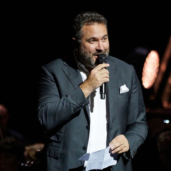 Exclusif - Bruce Toussaint - Scène - Spectacle symphonique Claude Lelouch "D'un film à l'autre" au Palais des Congrès de Paris le 14 novembre 2022.
© Moreau / Rindoff / Bestimage