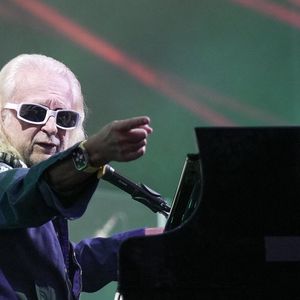 Michel Polnareff en concert lors du festival du Printemps de Pérouge au Château de Saint-Exupéry à Saint-Maurice de Rémens. Le 28 juin 2023
© Sandrine Thesillat / Panoramic / Bestimage