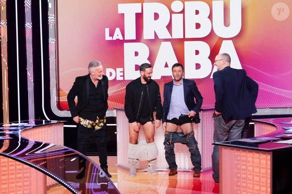 Dès le 1er septembre à 18h25, Cyril Hanouna présentera "Tout beau tout N9uf", un talk-show qui s’annonce déjà comme l’événement de la rentrée... Exclusif - Jean-Michel Maire, Cyril Hanouna, Bernard Montiel, montrent leurs sous-vêtements, sur le plateau de l’émission « TPMP » présentée par C.Hanouna et diffusée en direct sur C8, Paris, France, le 20 février 2025. © Jack Tribeca / Bestimage