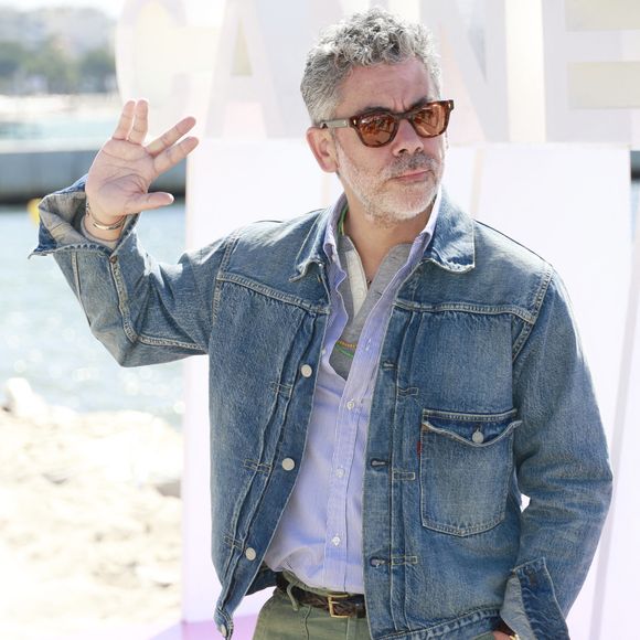 Manu Payet de la série La Poursuite du rougail saucisses
La 8ème édition du festival CANNESERIES à Cannes
samedi 26 avril 2025. © Christophe Aubert via Bestimage