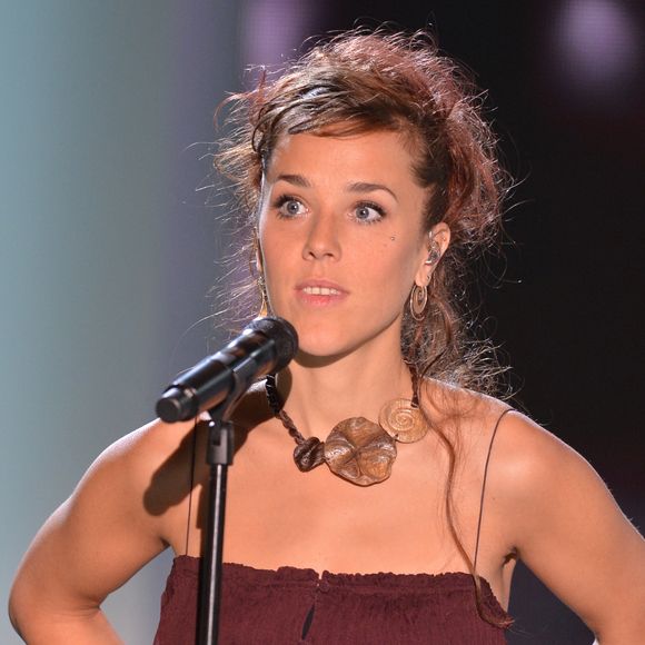 La chanteuse Zaz lors de l'enregistrement de Vivement Dimanche le 20 novembre 2012 à Paris, France. Photo by Max Colin/ABACAPRESS.COM