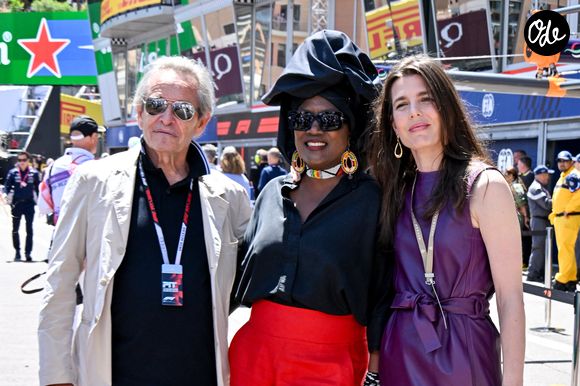 D'autres célébrités étaient présentes pour l'occasion

Charlotte Casiraghi, Jacky Ickx et sa femme Khadja Nin dans les paddocks du Formula 1 Louis Vuitton Grand Prix de Monaco 2026, à Monte Carlo, Monaco, le 6 juin 2026. © Bruno Bebert/Bestimage