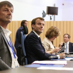 Le président de la république française, Emmanuel Macron accompagné de Nicolas Hulot participent au sommet sur les interconnections énergétiques à l'Agence  Européenne pour la Sécurité Maritime, Lisbonne, Portugal, le 27 juillet 2018. © Stéphane Lemouton/Bestimage