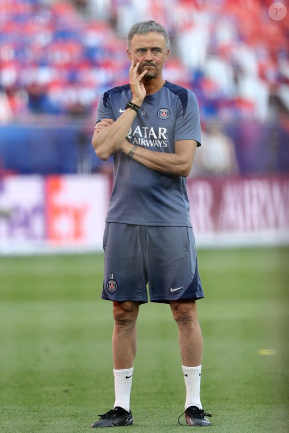 Luis Enrique, entraîneur du PSG, lors de la séance d'entraînement avant la finale de la Ligue des Champions 2025/2026 entre le Paris Saint Germain et Arsenal FC au stade Puskas Arena de Budapest (Hongrie), le 29 mai 2026. Inside/PsnewZ/Bestimage