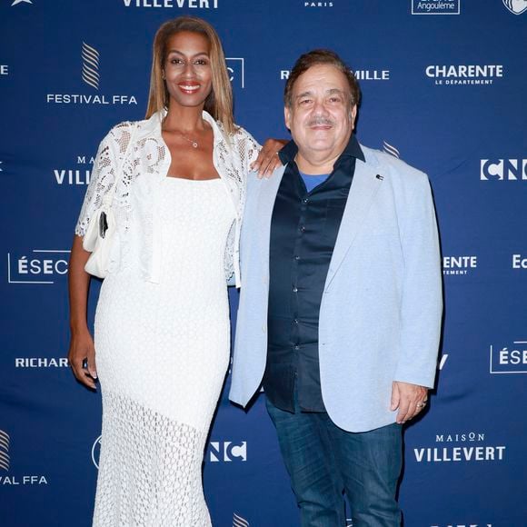 Père de trois enfants — Olivier, né en 1982 de sa première union, ainsi que Clélia et Natacha, nées respectivement en 2006 et 2010 de son épouse Marie-Sandra Badini, qu’il a épousée le 14 avril 2023

Marie-Setra Badini Duran, Didier Bourdon - Cérémonie de remise des prix au théâtre d'Angoulême.
La 18ème édition du festival du Film Francophone d'Angoulême, samedi 30 août 2025. © Christophe Aubert via Bestimage